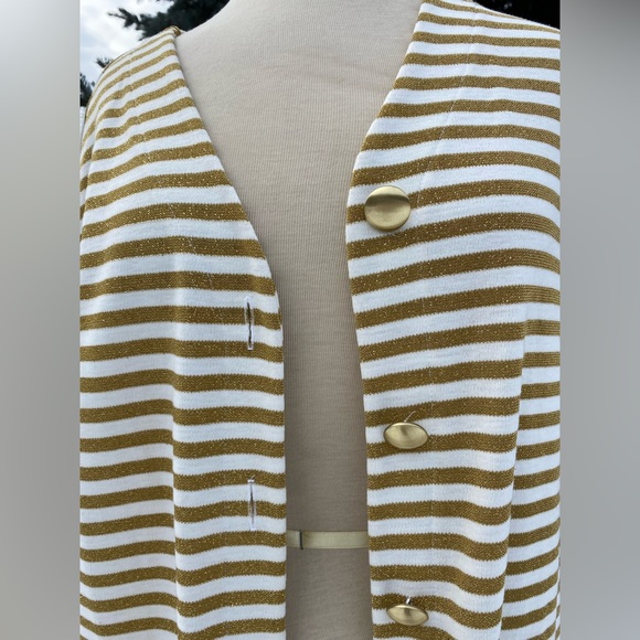 Vintage made in USA gold and white striped  oversized, long cardigan size medium - Picture 2 of 6